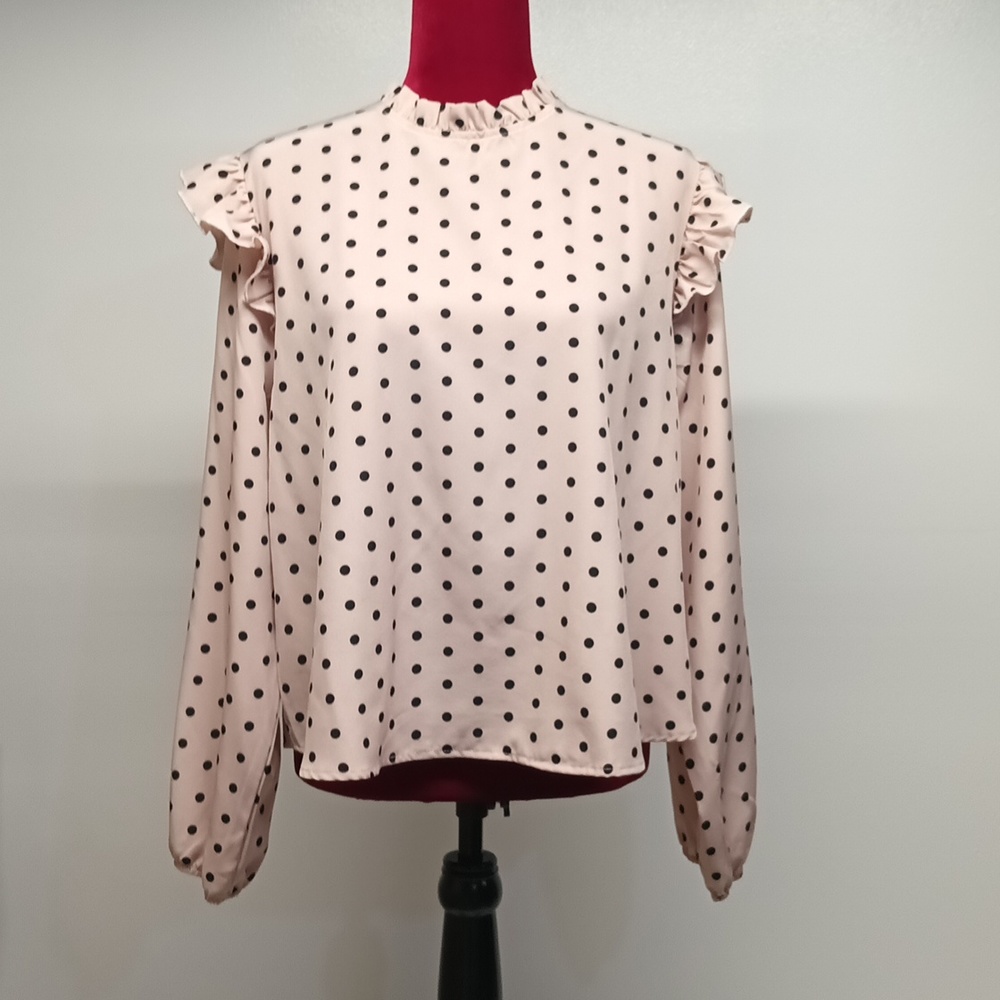 Women’s top pink black polka dots long sleeve lettuce trim crew top plus Sz 2XL.